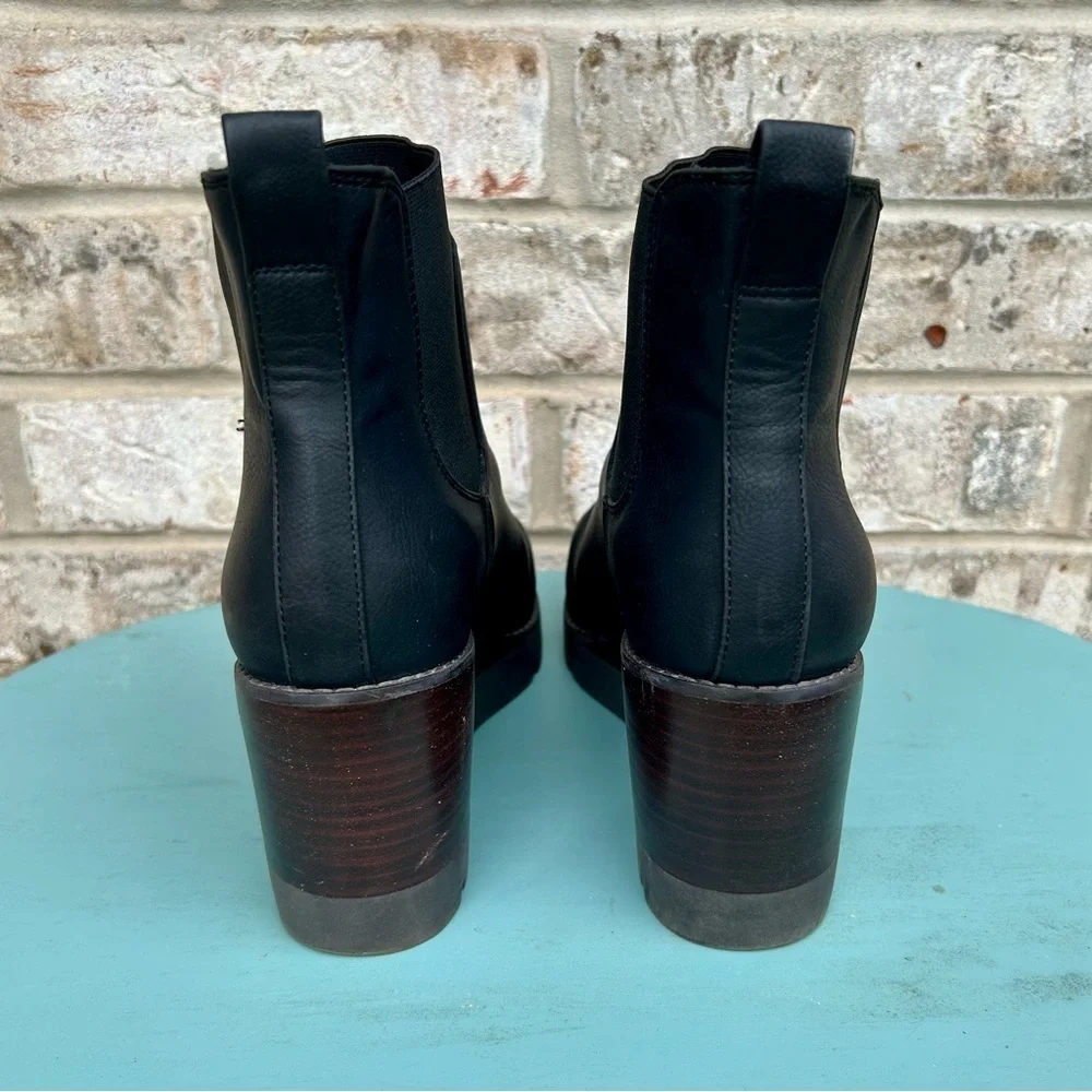Crown Vintage Black Ankle Booties